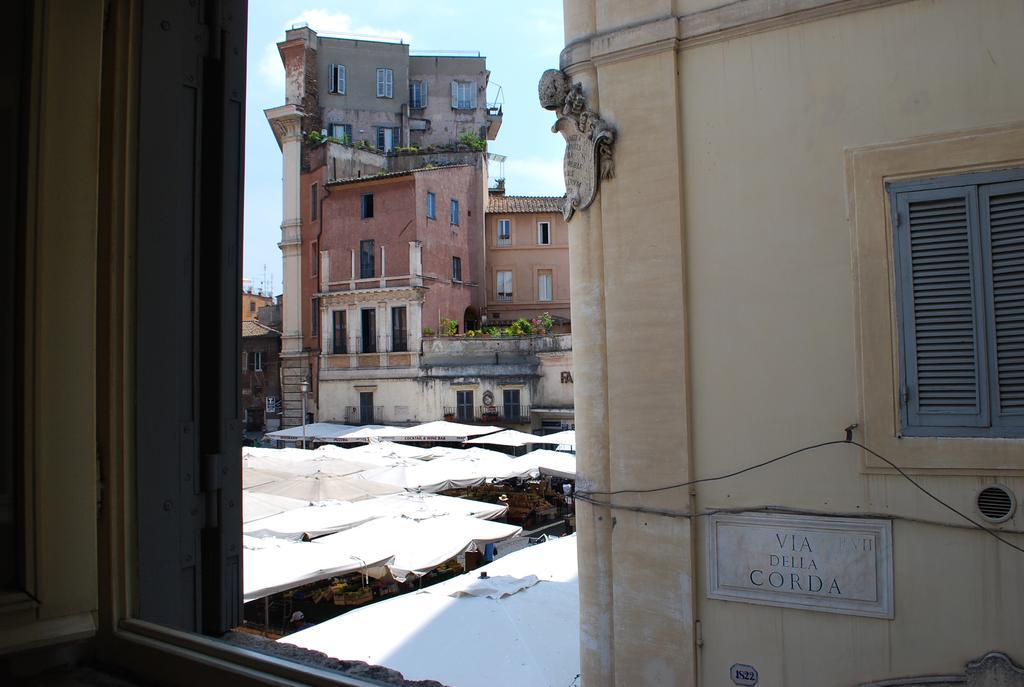 Appartamento Piazza Farnese Roma Cameră foto